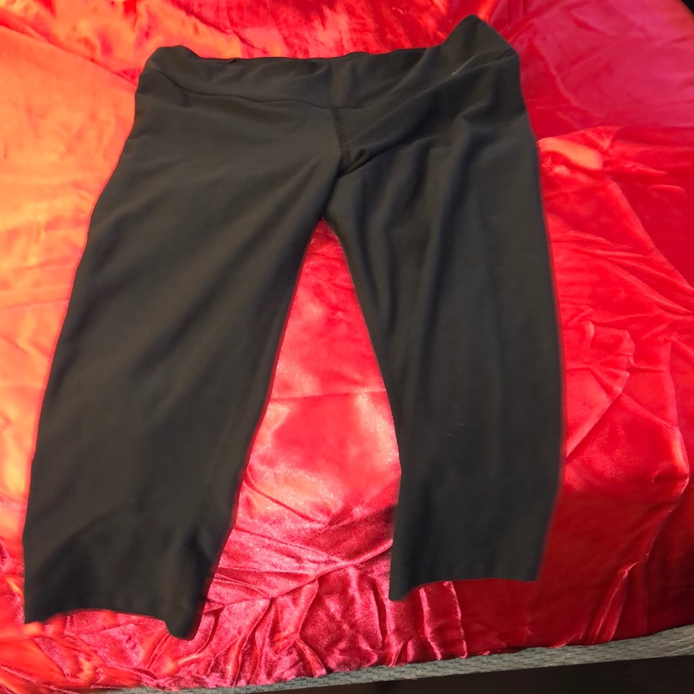 Nike Capri